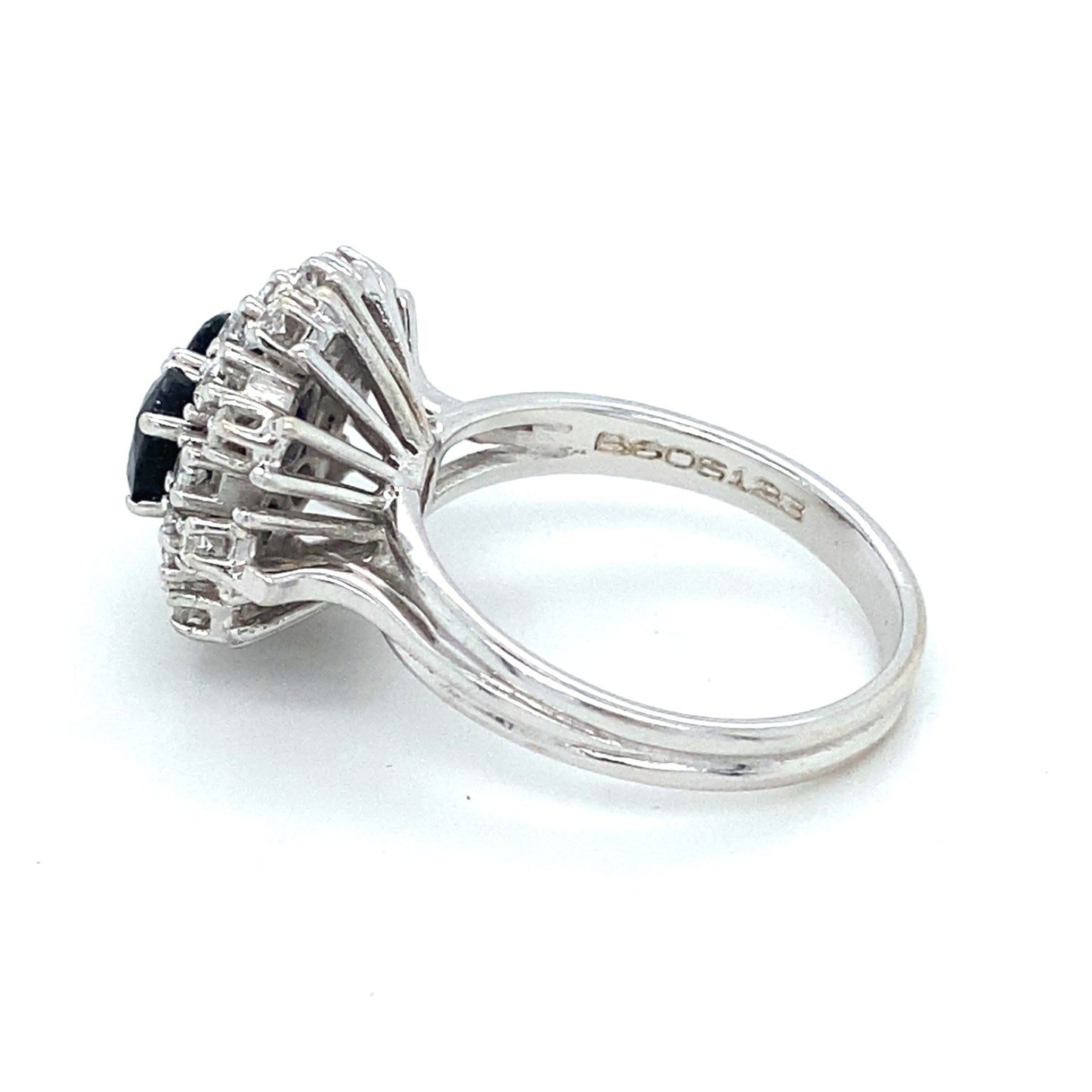 Saphir Brillantring 585er Weißgold 14Karat Edelsteinring mit Wertgutachten über 3220€