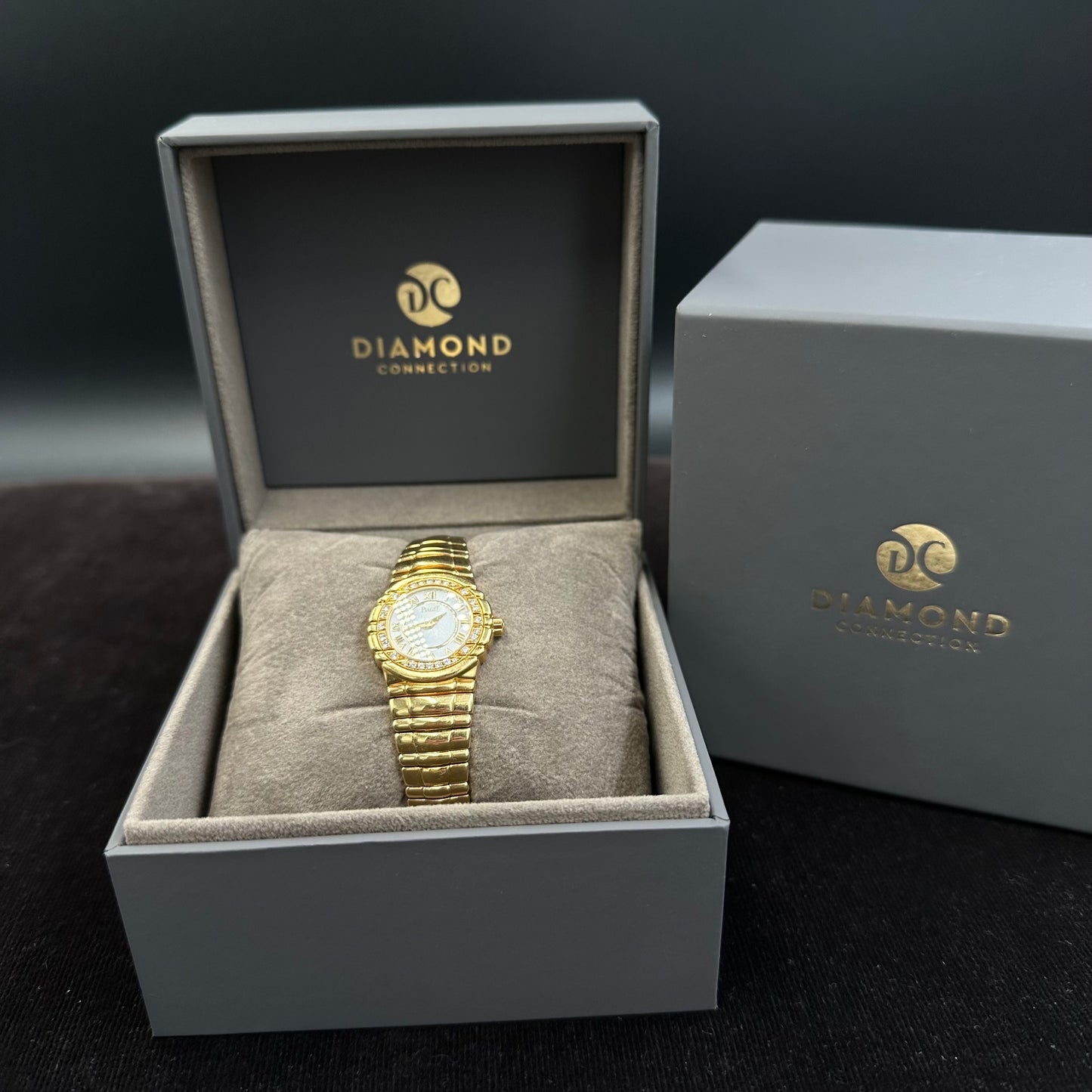 Piaget TANAGRA-Kollektion Damenuhr 18Karat 750er Gelbgold Römische Ziffern Brillanten Diamanten PIAGET